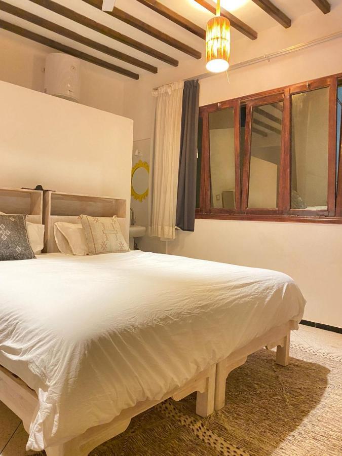 La Maison Jaune Dakhla Maison D'Hotes Экстерьер фото